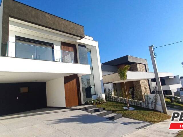 #5830 - Casa para Venda em Votorantim - SP - 2