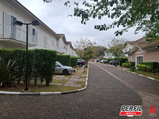 Venda em Jardim Maria Tereza - Cotia