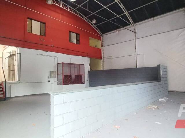 Galpão para Locação em Osasco - 4