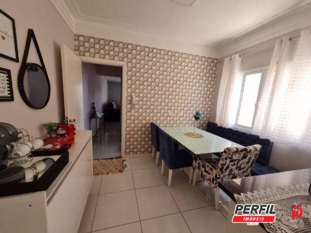 Sobrado para Venda em Osasco - 2